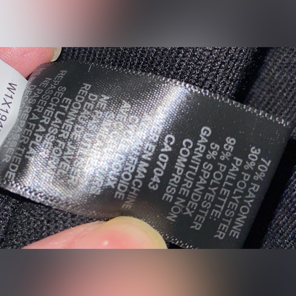 Cable & Gauge black crewneck sweater with sequences on sleeves - 2X (plus) -NWT - Picture 10 of 14